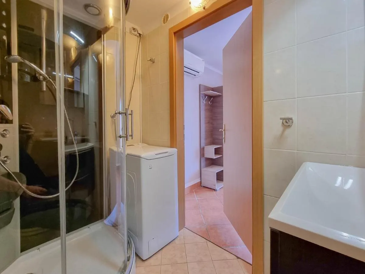 Crveni Vrh 3 Apartment 0*, Crveni Vrh Croatia