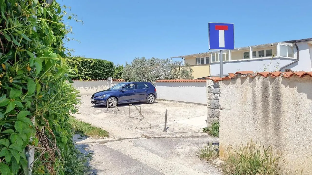 Crveni Vrh 3 Apartment